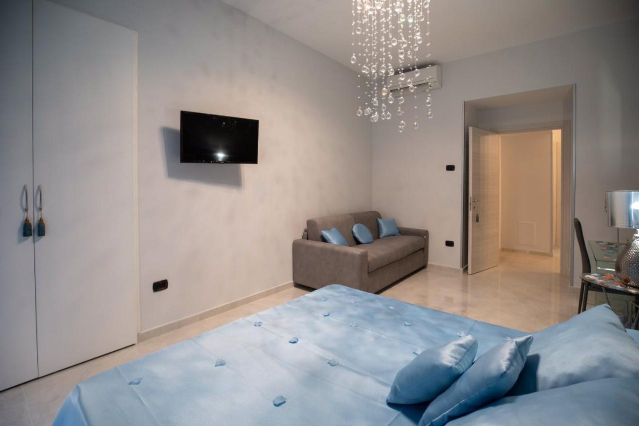 Apartamento New In! Syrenuse At Santa Lucia Nápoles Exterior foto