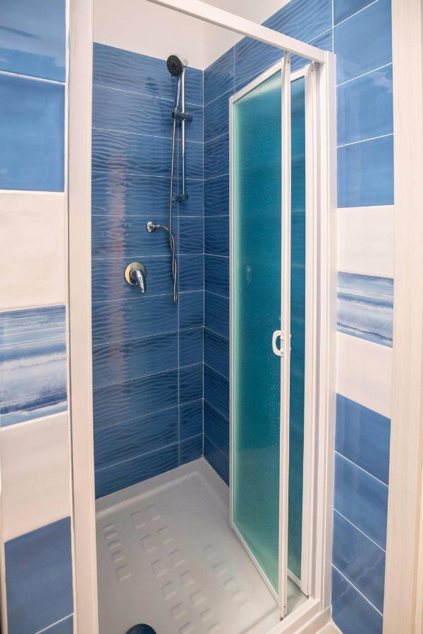 Apartamento New In! Syrenuse At Santa Lucia Nápoles Exterior foto